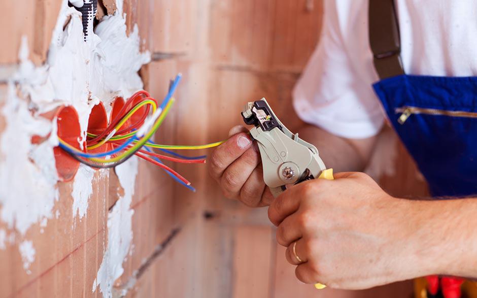 cherche électricien pas cher Créteil